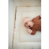 Lichtroos babymutsje - Cocoon blush